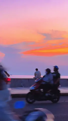 “Càng lớn ta lại càng hoài niệm những thứ đã qua, nhưng cái giá phải trả của sự trưởng thành thật quá đắt…😌” #sunset #chill #vungtau #fpy #viral 