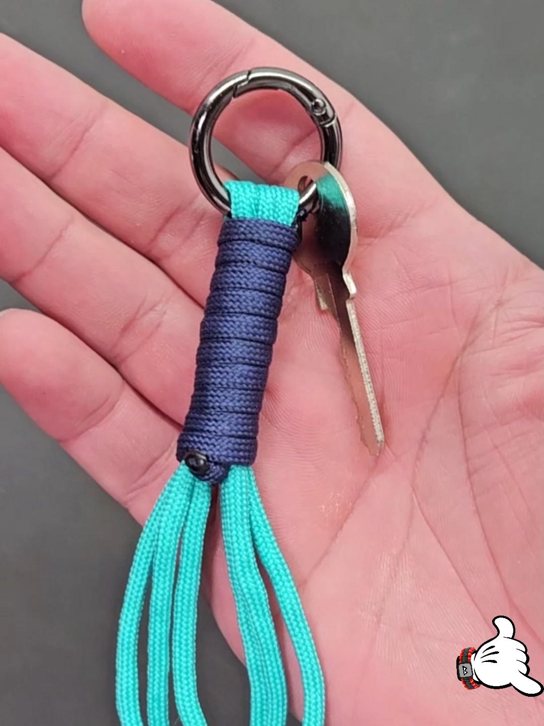El llavero paracord más fácil de hacer. El llavero paracord más fácil de hacer Muchos tutoriales y compra de accesorios en https://pulseras-paracord.com/ #paracordprojects #paracordbracelet #paracordkeychain #paracordcrafts #edcgearreview #edc #paracordkeychain #paracordtutorial #paracord550 #edcgear #edcmexico