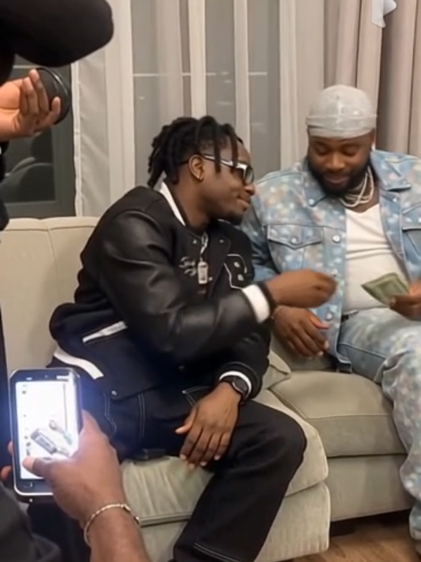 didi b et Davido échange quelques mots #goviralvideo #impact #togolais228🇹🇬 #himra #cotedivoire🇨🇮225 