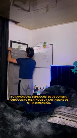 Yo combatiendo Fantasmas #espejo #dimension #fantasma 