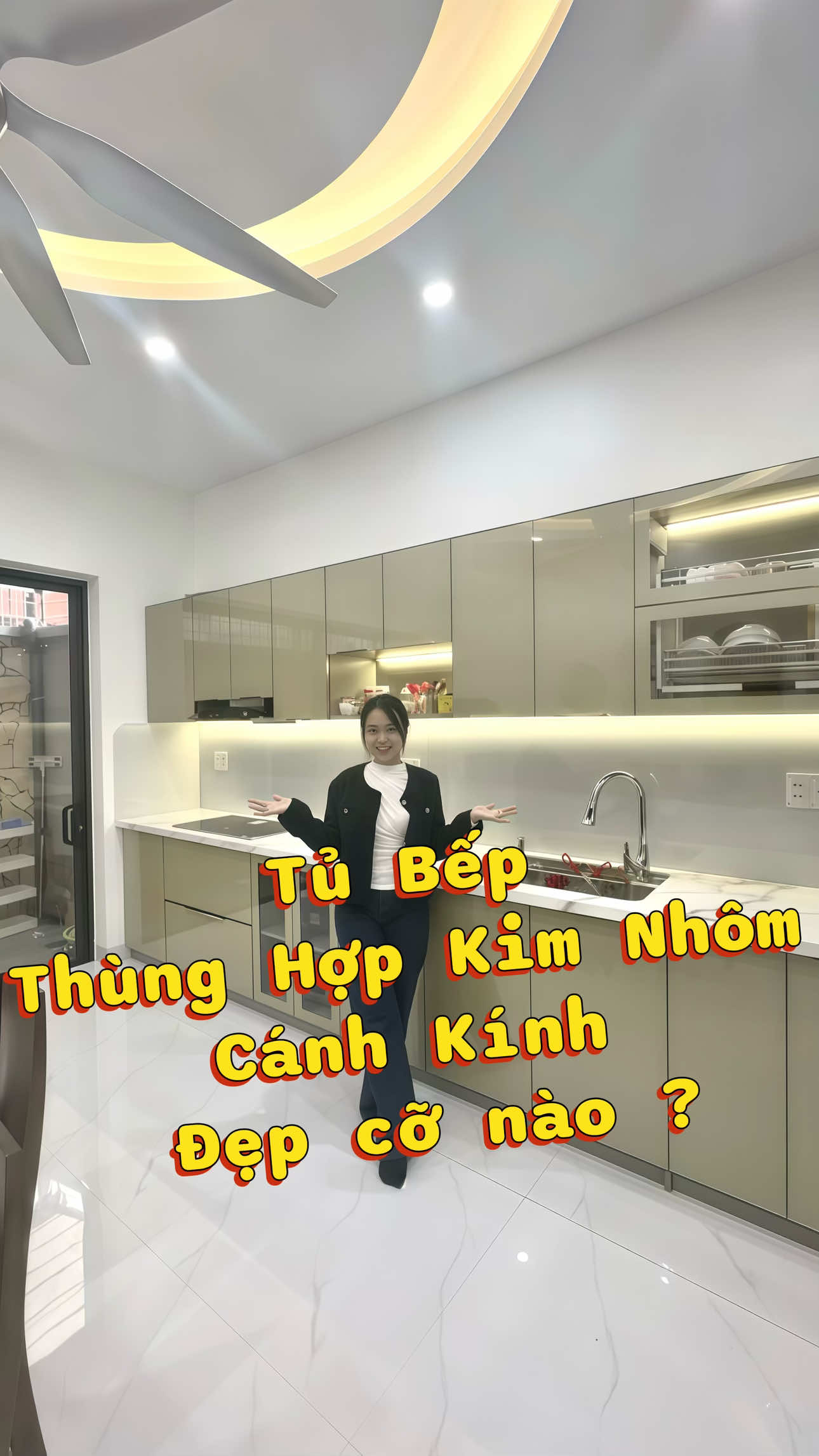 tủ bếp thùng nhôm cánh kính siêu đẹp mời cả nhà cùng xem #tubep #tubepdep #xuhuong #pfypシ 