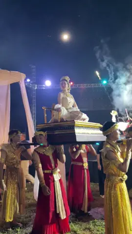 #หลิงออมเทศกาลล้านนา #LingOrm #หลิงออม #Linglingkwong #Ormkornnaphat 