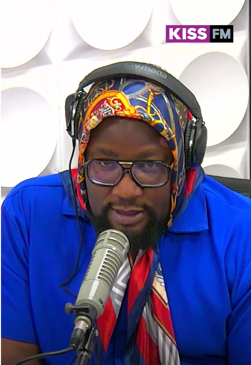 End-of-year party loading… 👀 How does your workplace turn up when December hits? #MwalimuRachelAndXclusive on #KissDrive @Queen Cake @Xclusive254 