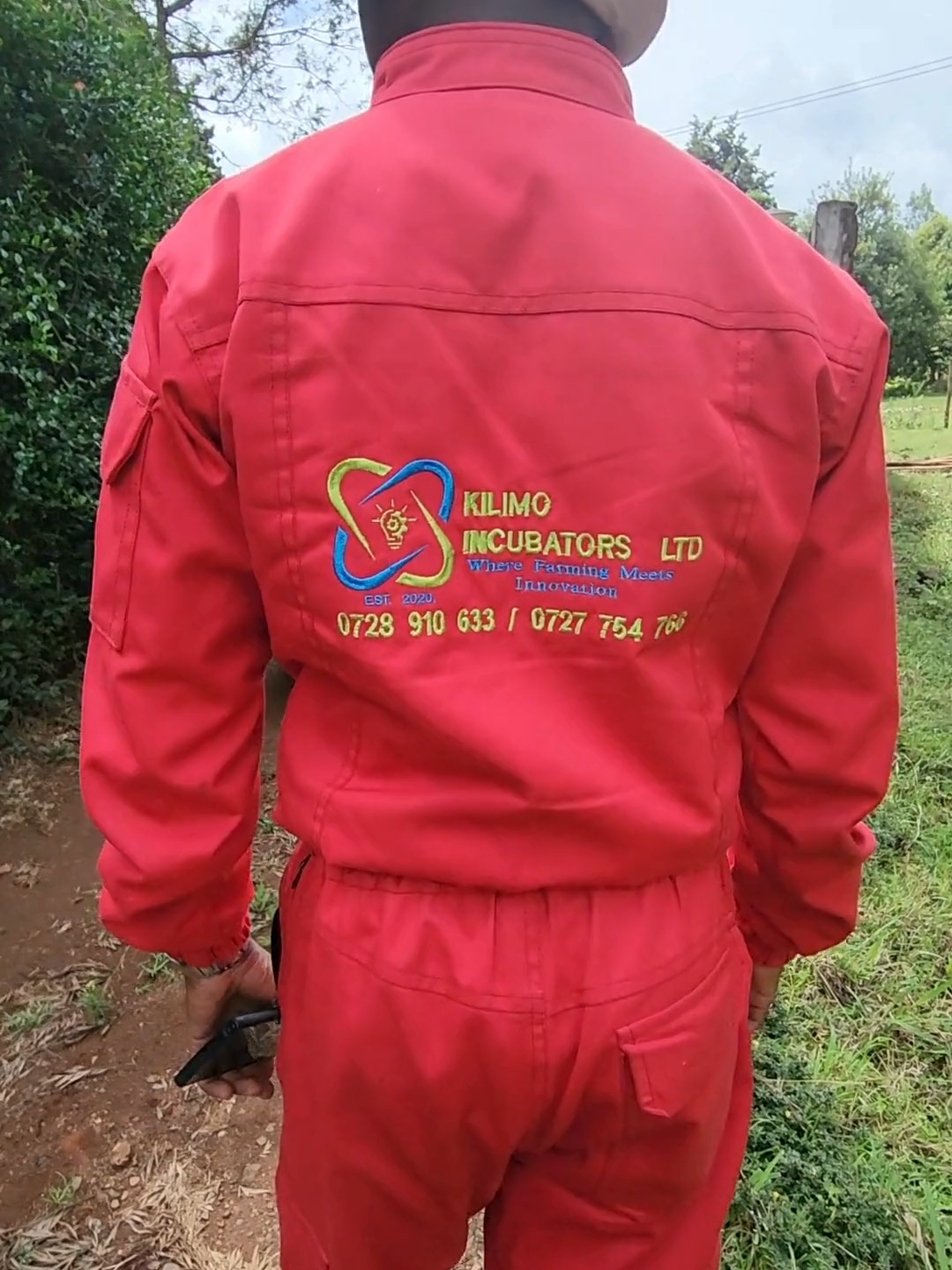 🎉🐣 Another Happy Farmer Joins the Kilimo Family! 🐣🎉 Success stories keep coming — and we’re excited to celebrate yet another satisfied customer who has just purchased our 528 Eggs Full Hatcher Incubator! 🚀🥚 This farmer is now fully equipped with a machine that guarantees: ✅ High hatch rates ✅ Automatic turning & precise controls ✅ Strong and healthy chicks ✅ Efficient hatching from start to finish Their smile says it all — confidence in equipment that truly performs! 😄💪 At Kilimo Incubators, we don’t only deliver a product… We deliver results, support, and a brighter farming future! 🌾✨ If you’re ready to grow your poultry production BIG and SMART… This is your call! 📞✅ 📞 0728 910633 / 0727 754766 📍 Nairobi CBD – Tea Room at Ruby Mall & Eastern Bypass near Northlands 🌾 Kilimo Incubators — Where Farming Meets Innovation! 🚜💚#chickensoftiktok #incubatorskenya #incubator #farmlife #AgriTok