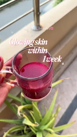 Apky hairs or skin ko sirf bhr se nahi balky ander se b healthy hona chye usky lye apko ye drink apni routine mai add krna chye 💕 Must use it daily 🌸 #glowingskin#drink #helathylifestyle #glowingdrink 