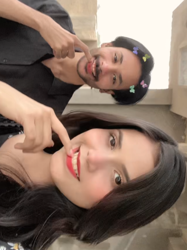 go with trend 👀🖤@zaynshahvlogs #areefahashmi #viral #trending #friendshipgoals #foryoupage 