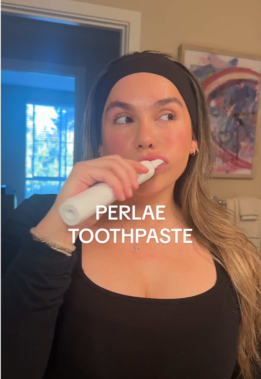 Love! Check her out! 🫶🏼🤍🦷 @PERLAE #toothpaste #selfcareproducts #personalhygiene #healthyteeth #morningroutine  