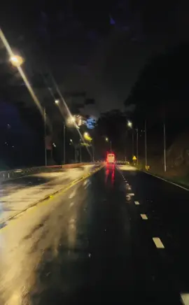 Với chiều dài khoảng 10km, con đèo này kết nối quốc lộ 20 với trung tâm Đà Lạt, uốn lượn mềm mại giữa những triền núi, thung lũng thơ mộng. Không chỉ là cung đường giao thông trọng yếu, đèo Prenn còn là điểm check-in yêu thích của những tín đồ đam mê khám phá và săn cảnh đẹp. #deoprenn ##dalat #canhdep #fyp #travel 