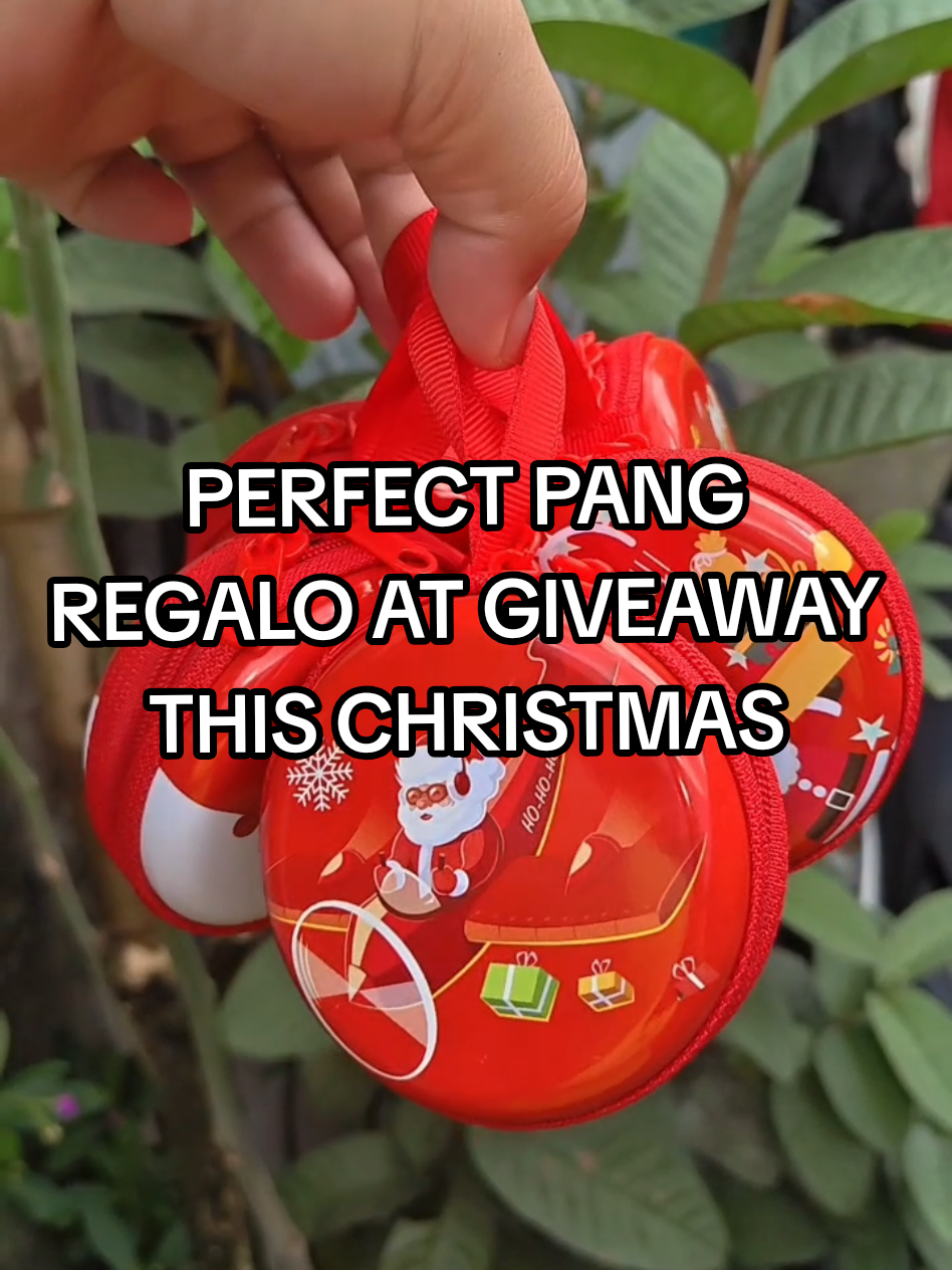 Ready na ba sa Christmas season? 🎅✨ Ang cute nitong Christmas Coin Purse with Zipper! Perfect pang gift idea, giveaway, o pang lagayan ng coins at small accessories. 💖 Available in different festive designs—ang saya gamitin at super affordable pa! 🎁 #ChristmasFinds #CuteCoinPurse #HolidayGiftIdeas #ChristmasGiveaway
