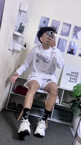 Oneset crewneck cakepp, lgsg dapet baju+celana🫵🏻🤩🤩#fashion #outfitideas #oneset #crewneck 