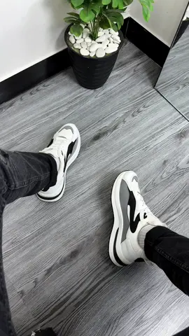 Sepatu sneakers putih pria cani #promomakanharian #sepatucani #canipria #sepatusneakers 