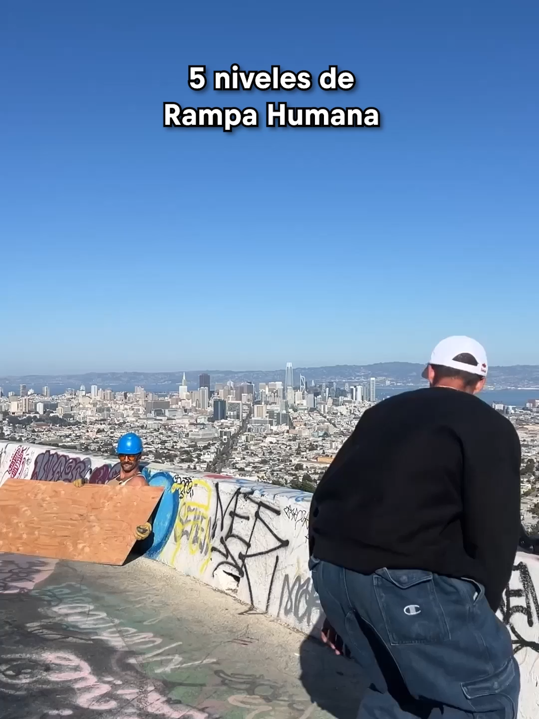 Y con ustedes: La Rampa Humana 😲 #RedBull #TeDaAaalas #Skateboarding