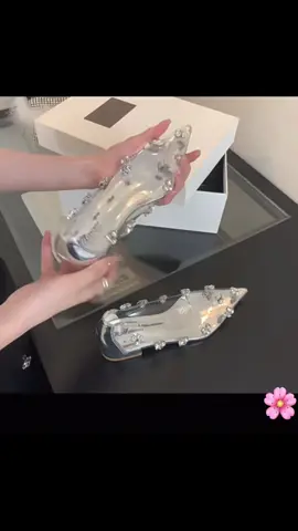 Quá ư là xinh gòi#giay #giaynu #giaycaogot #giaynuxinh #giaycuoi 