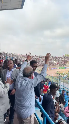 Madaxweyne Xasan Sheekh Maxamuud oo ku sugan Mogadishu Stadium
