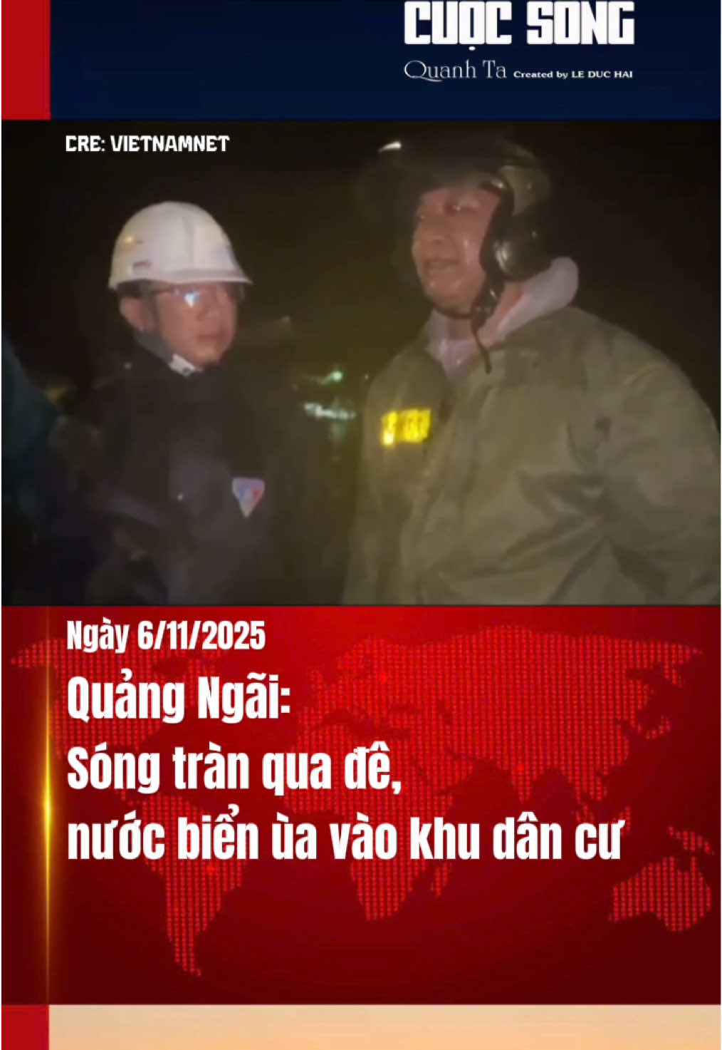 Lúc 20h, đê ven biển tại tổ dân phố Thạch By 2 (phường Sa Huỳnh, Quảng Ngãi) bị sóng lớn tràn qua, nước biển theo đó ùa vào khu dân cư. Ngay sau khi nhận thông tin, ông Võ Thanh Hùng – Bí thư phường Sa Huỳnh và ông Nguyễn Viết Thanh – Chủ tịch UBND phường đã trực tiếp đến hiện trường kiểm tra. #tintuc #cuocsongquanhta #quangngai #baoso13 #sahuynh 