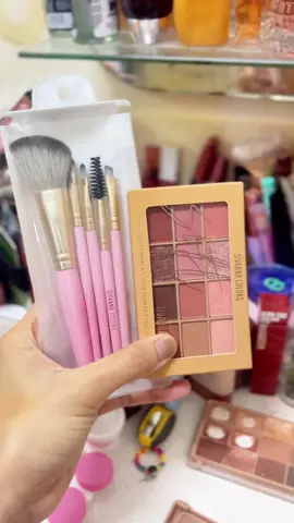 #พาเลทตา #พาเลทอายแชโดว์ #อายแชโดว์ #sivanna #รีวิวบิวตี้ 