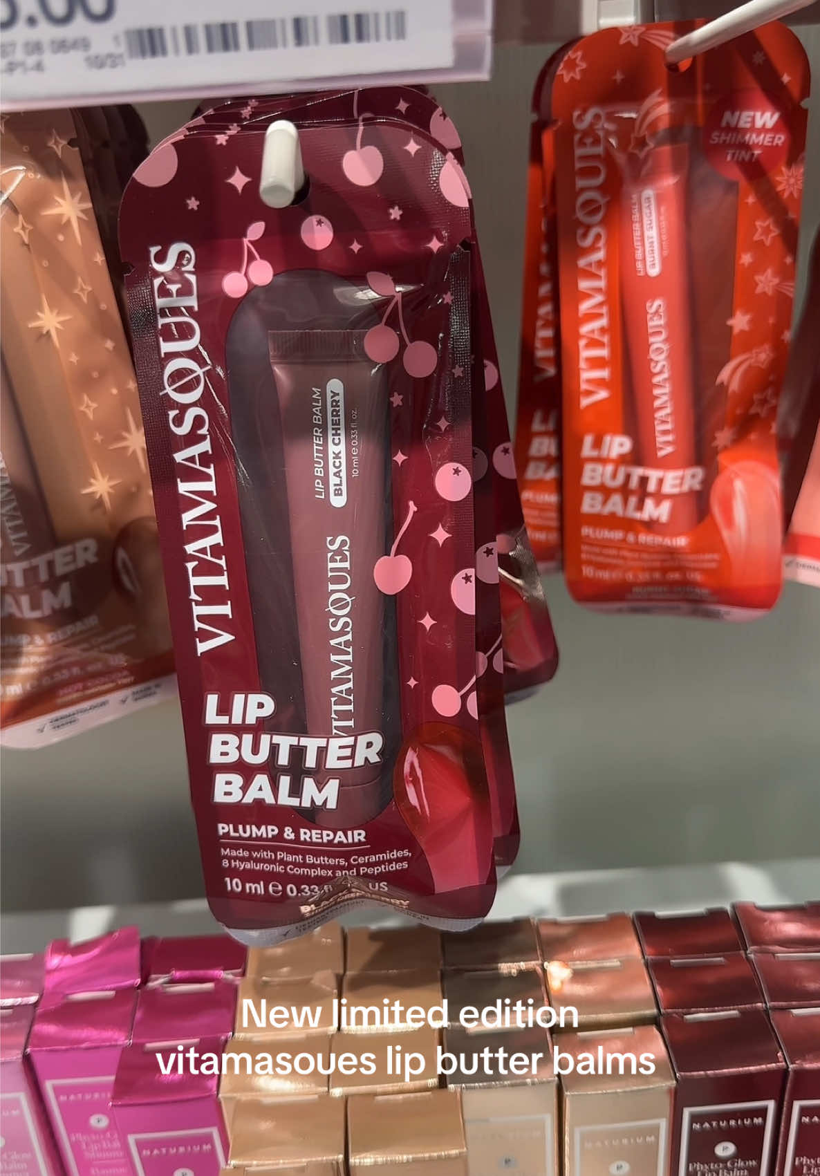 The new limited edition shades and shape is so good @Vitamasques US  #lips #target 