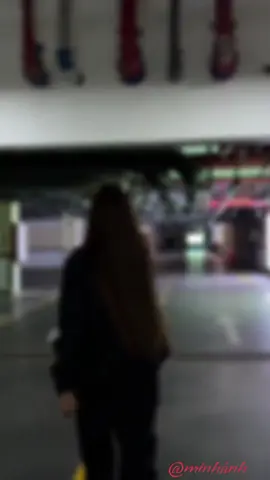 -*-Yêu có sâu nặng đến mấy mà không tiền  để duy trì thì sớm muộn gì Tình cũng Tan.  Thương mãi mà chỉ biết dùng bằng lời nói  thì đừng thắc mắc tại sao Duyên lại Tàn. ! 