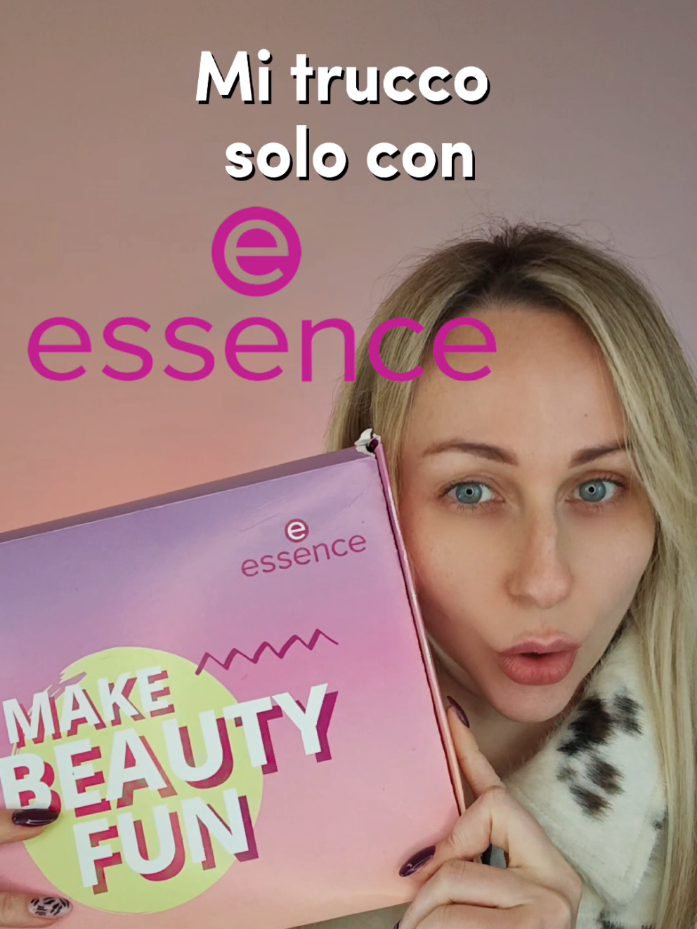 Mi trucco solo con @essence.cosmetics 💜 con questa full face ispirata all'autunno: immagina quei toni caldi e cozy, i pumpkin spice latte, le caldarroste e le foglie che colorano ogni parco. 🍁🍂🌰 Con questo look non sarai solo bella ed elegante, amo, ma brillerai ovunque tu vada. Zero sbatti, veloce e budget friendly 🥰 Ricordalo sempre: La queen sei tu 🤎 #makebeautyfun  #essencecosmetics  #makeup  #adv #CapCut 