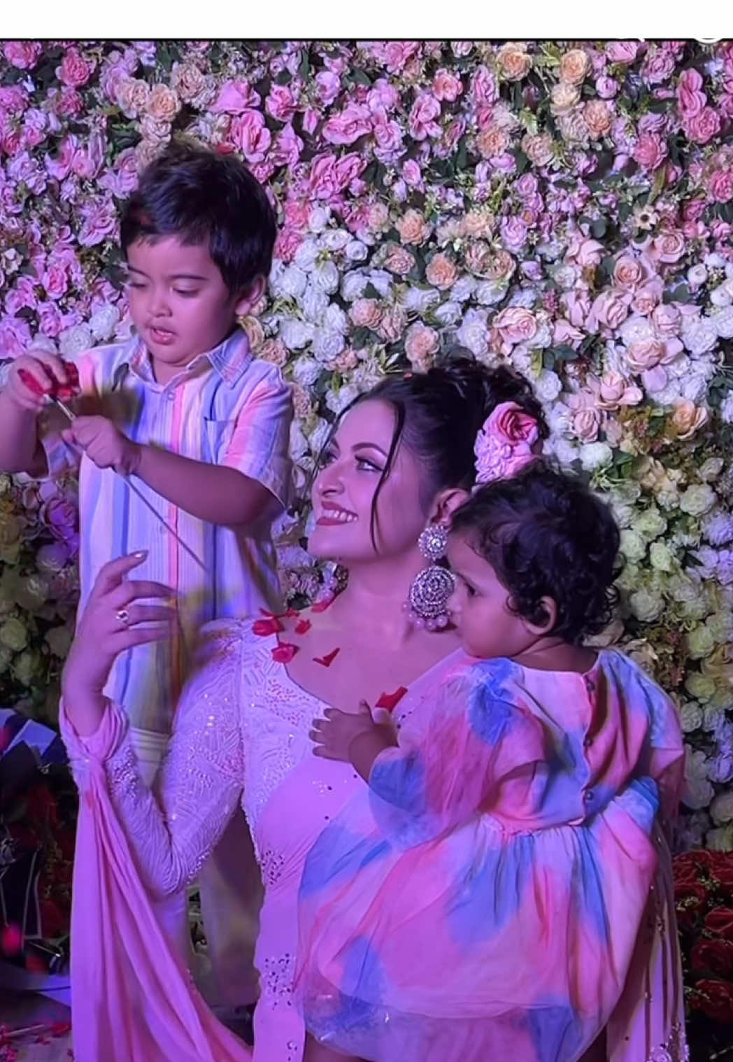 পরিমনির ছেলে মেয়ে💕#shiblyakter #thesmilequeen #sbly 