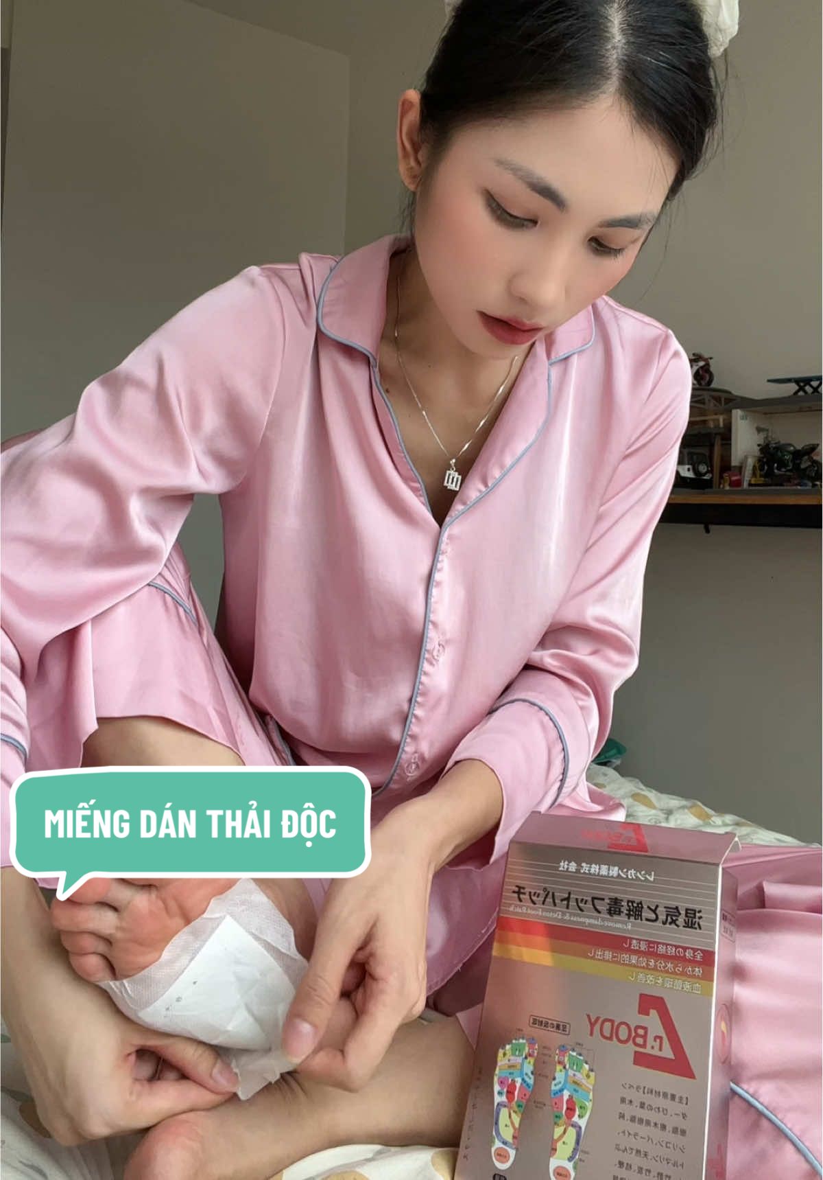 Người khoẻ hơn, ấm hơn, ngủ ngon hơn nhờ miếng dán chân thải độc 🥰 #miengdanngaicuu #miengdanchan #miengdanchanthaidoc #miengdanchanngaicuu #drbody 