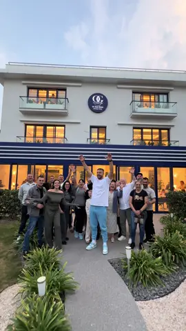 Romanii noștri la @ogdentalclinic in Izmir, Turcia 🇹🇷 