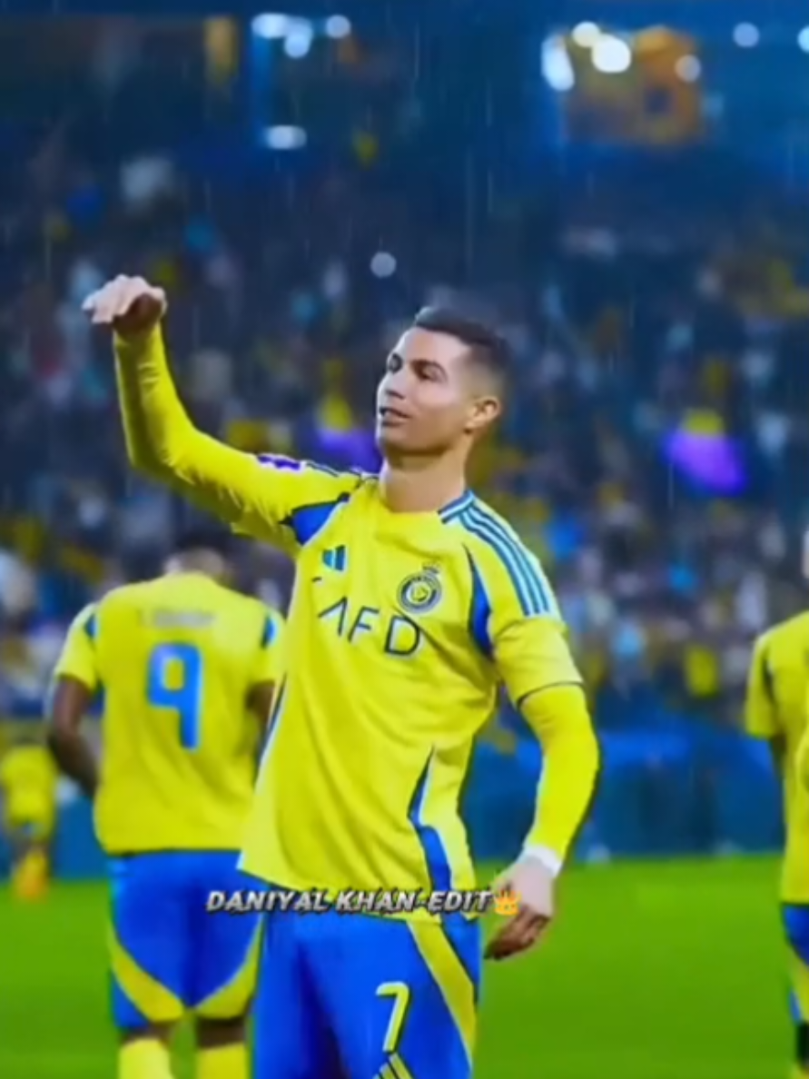 #creatorsearchinsights  #ronaldo#2025#autotiude #action cristiano 2025 fottball meach video trends my best player Ronaldo ⚽ fottballer lover ⚽🥴 😜  10K followers complete ✅ me Ronaldo lover video 