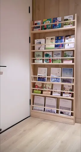 Kệ sách gắn tường , mỏng nhẹ  nhưng để đc nhiều lắm ạ #review #decor #xuonghuongtiktok #giadungtienich #nguoimoixaykenh 