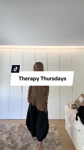 #womensfashion #fallstyle #minimaloutfit #massimodutti #realoutfit  @celifabs @Celi • Last Purchase Club 