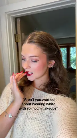 The infallible setting spray actually works that good! @loréal paris usa #infalliblefreshwear #settingspray #fyp #elegantstyle #makeuphacks 