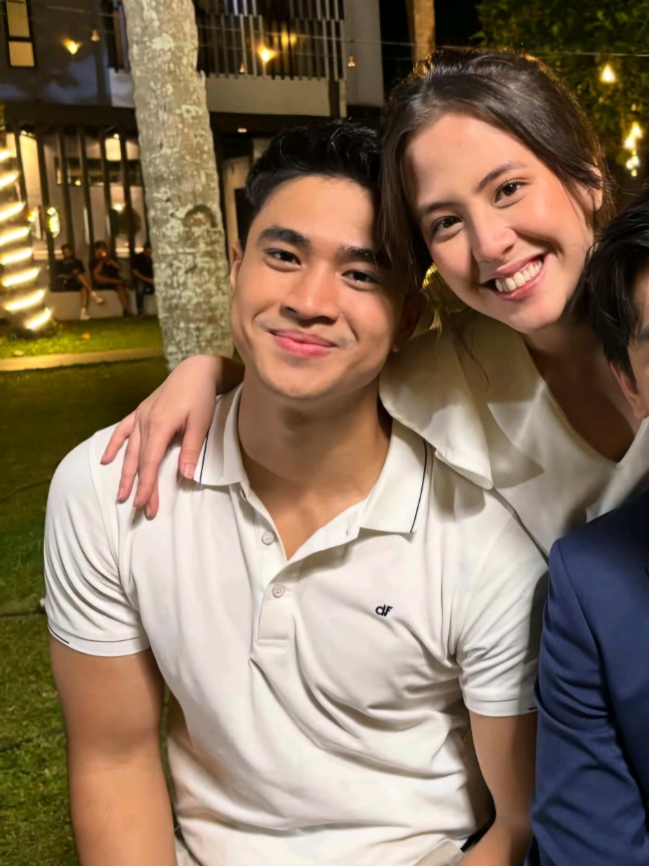 baper bgt episode kali ini 💘💘 #zaraadhisty #yesayaabraham  #sctv #sinemart #bericintawaktu 