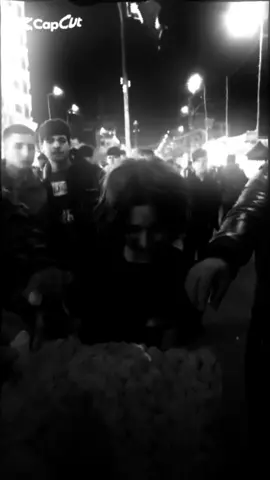 صعدو صعدو لو نخرب #شعب_الصيني_ماله_حل😂😂 #فيديوهات #لايت_موشن_تصميمي #تصميم_فيديوهات🎶🎤🎬 #عباراتكم_الفخمه📿📌 