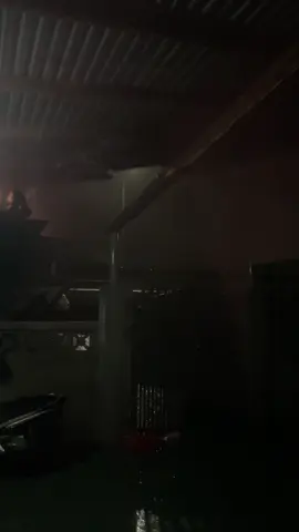 Chưa bao giờ cảm giác khóc nghẹn mà bất lực chẳng thể làm gì #miềntrung #bão13 😌