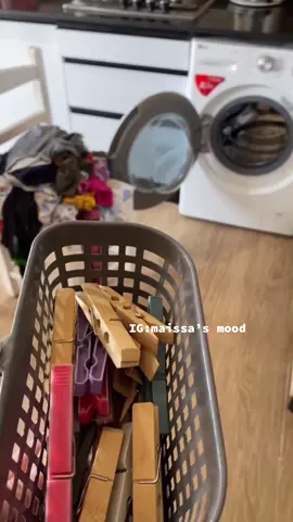 قال صلى الله و سلم (بورك لامتي في بكورها )