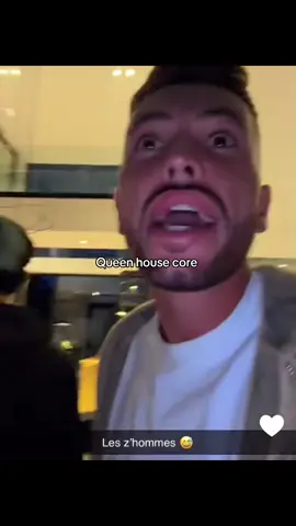 Partie 6 !! #queenhouse #benoitchevalier #prt @Benoît Chevalier @Kayliah @marouane_raisin @Assia @Ricardo @Yuma @jeanine_inai @sarah2icy QUEEN HOUSE @Jaydan @🇧🇷Nzo💆🏽‍♂️ 