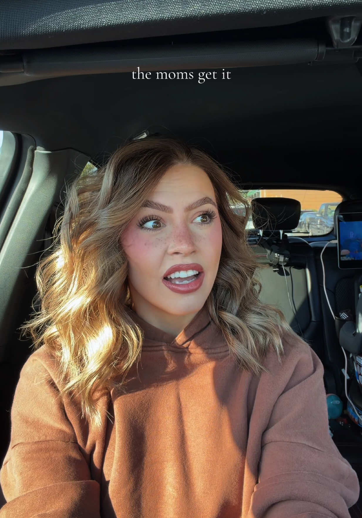 Sometimes this is the only way 🫢 #momlife #momhumor #motherhood #toddlermom #boymom 