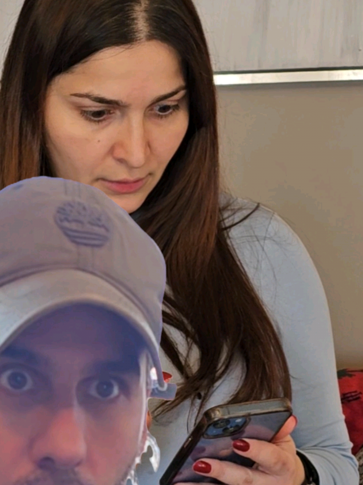 كل شي الا التلفون 😂