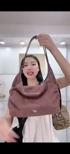 #กระเป๋า #กระเป๋าแฟชั่น #กระเป๋าหนัง #ฟีดดดシ 