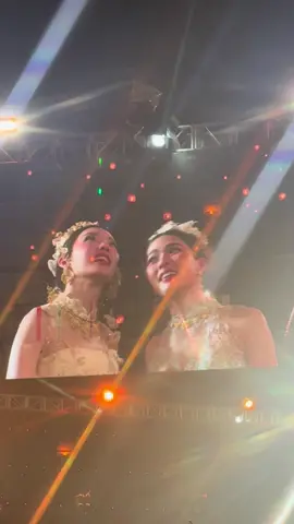 6/11/25🤍🌕 @Lingling Kwong @ออมออมเอง:^D #หลิงออม #lingorm #linglingkwong #ormkornnaphat #CapCut 