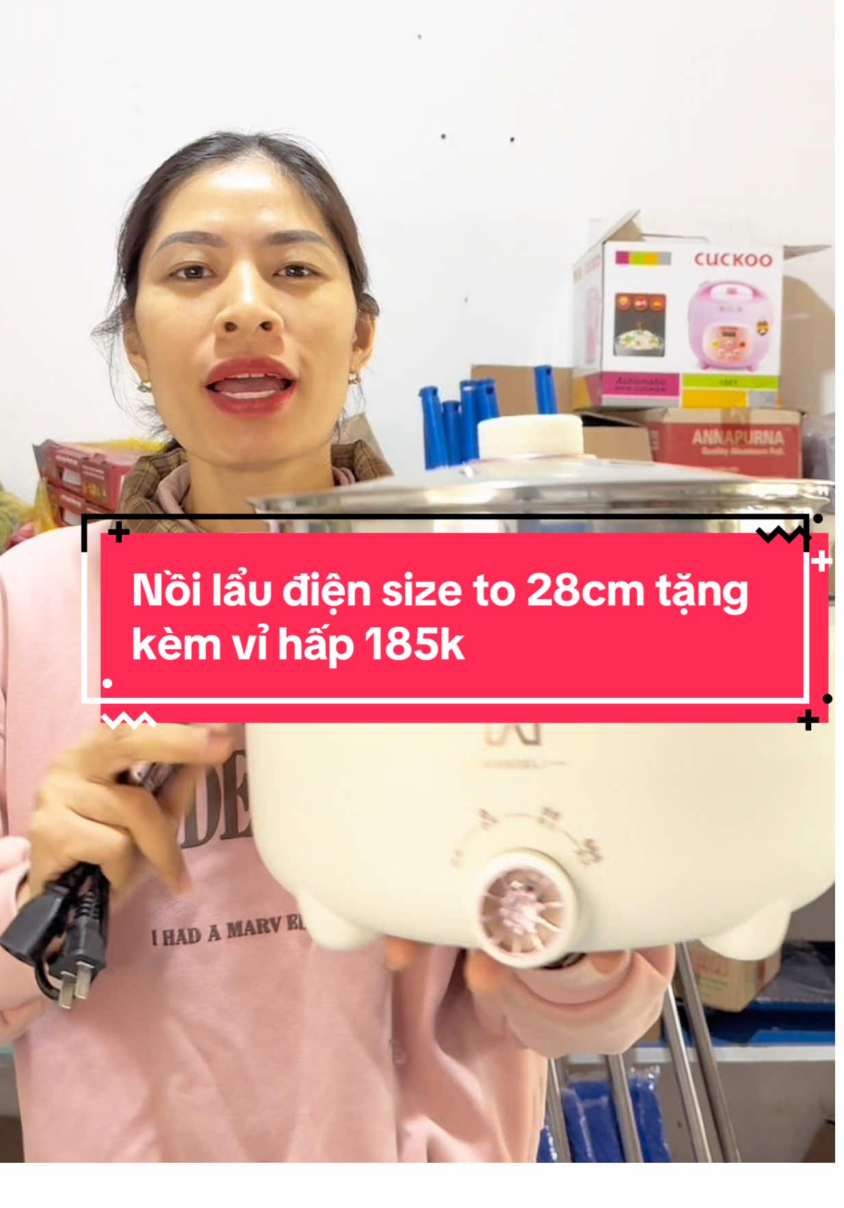 Nồi lẩu điện đa năng size to 28cm tiện lợi tặng kèm vỉ hấp. Vừa nấu lẩu, canh, chiên rán, xào hấp… #noilau #noilaudien #noilaudiendanang #noilaudienchongdinh #noilaudanang  @HIÊN PHẠM GIA DỤNG  @HIÊN PHẠM GIA DỤNG  @HIÊN PHẠM GIA DỤNG 