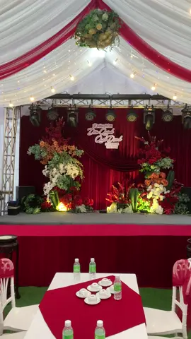 Mẫu sân khấu đỏ đô vẫn luôn hot cho mùa cưới#rạp_cưới_đẹp #tochucsukien #rapcuoidep #cuoihoitrongoi #haihau 
