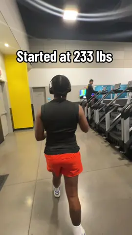 The only thing I lose is weight… #tiktokshop #gym #saunasuit #weightloss 