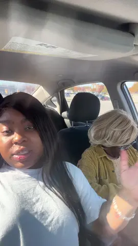 Happy f’n Thursday boo 😭😭😭😭😭 #thereallemilli #fyp 