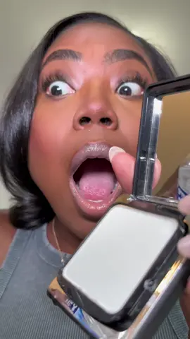 Set it and forget it with @carslan.us - the translucent powder that keeps your skin flawless, waterproof, oil-proof, and camera-ready with zero flashback. #carslanpowder   @carslan.us 