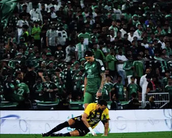 الاتحاد؟ لابأس لدي ايبانيز #alahli #alahlifc #fyp #ibanez 