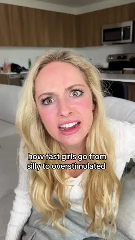 why is every girl like this😭 #fyp #nataliereynolds #relatable #girl 