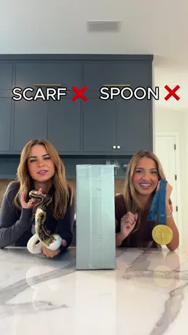 Who’s the better liar 👀 