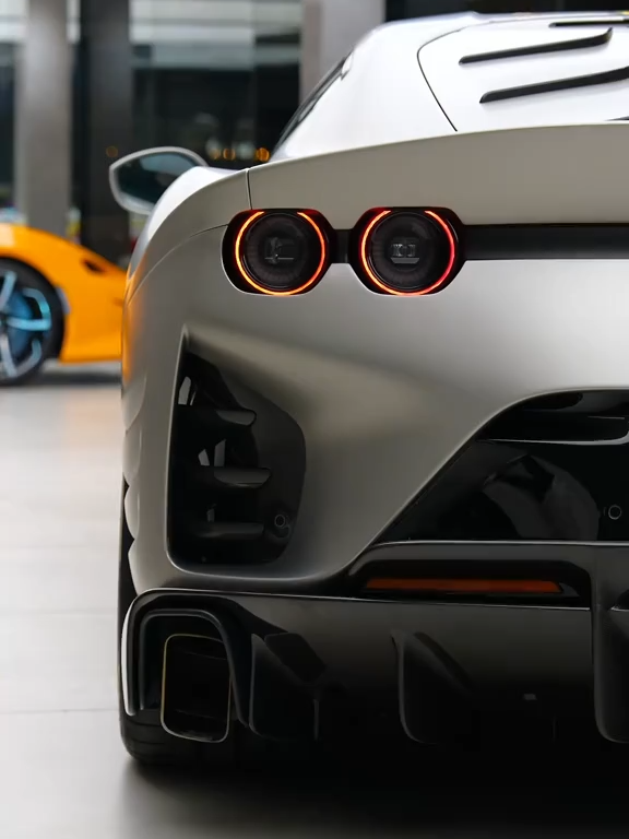 #vipmotorsuae #ferrari #dubai #asmr (by @VIP Motors)