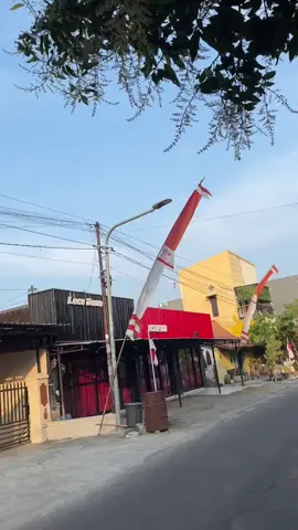 msok akhir tahun ora pengen  liburan numpak elf mening