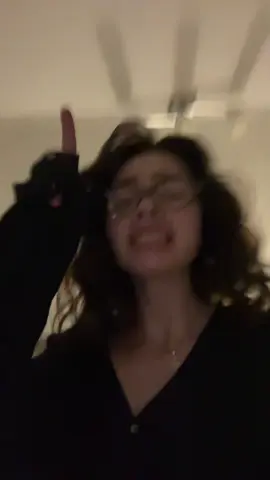 me when this iconic sound comes on 